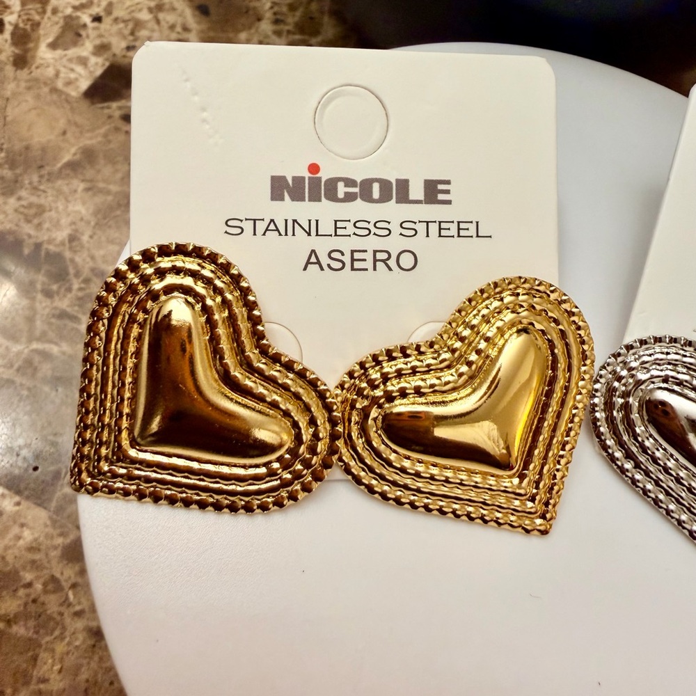 (You pick) Nicole Heart Dainty Beaded Edge Earrings - Gold and Silver Stainless - Picture 3 of 7